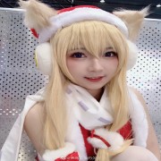 帝°°