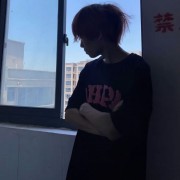 枪软腿抖闭麦摆烂