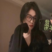 胶己人的世界