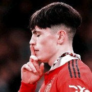 英格兰别为我哭泣