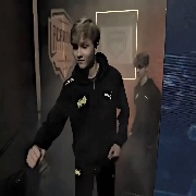 小驴大人嘛