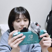 貴貴踩我