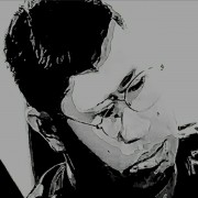 开龙脊滑倒摸到痰