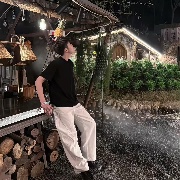 她和卡莎一样美111
