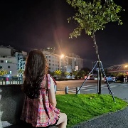 爱看晓星sparkling