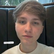 黄色闪光猫尼丝