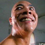 七七最爱吃猫条