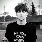 侧脸有点像吴世勋