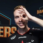 Astralis•gla1ve