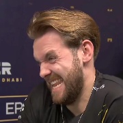 用爱发电泥头车