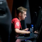 想想尼公子怎么打