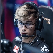 羊村鸡鸡手炜涛