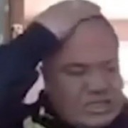 怎么看不见人呀-
