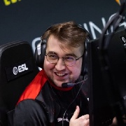 MOUZ的torzsi本人1