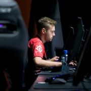 想想尼公子怎么打