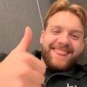 王师傅鲜虾鱼板面