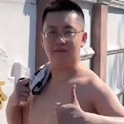 推斯特VAN♂贼贼zzz