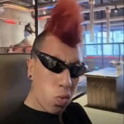 吐槽君的
