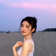 从小哥就自卑